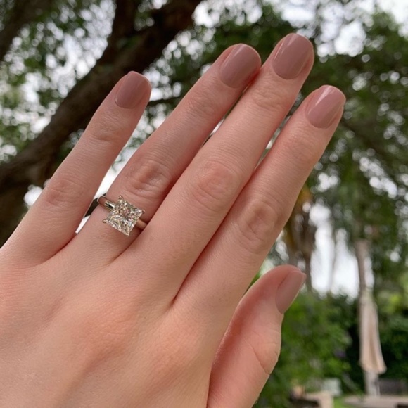 1-2Ct Princess Cut Solitaire Silver Ring VVS1 Lab Diamond - Picture 10 of 16